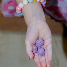 Load image into Gallery viewer, NaturKidz Yoghurt Meltz Blueberry 15g