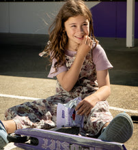 Load image into Gallery viewer, NaturKidz Gluten-free Fruit Crispz Apple Sticks & Blueberry 10g